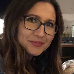 Meet your Posher, Alisa